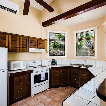 Bahia Del Sol Beach Front Boutique Hotel-3