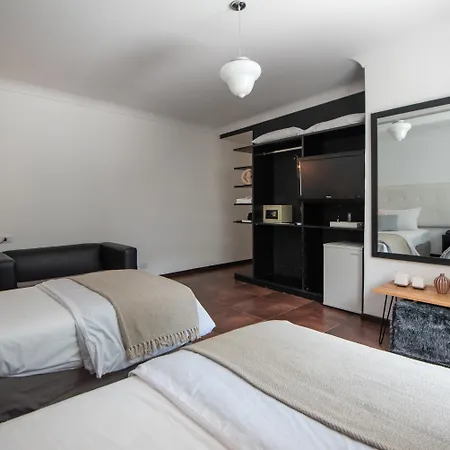 5411 Soho Hotel-3