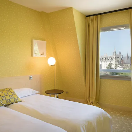 LHotel - face au château - boutique hôtel et séminaires-3