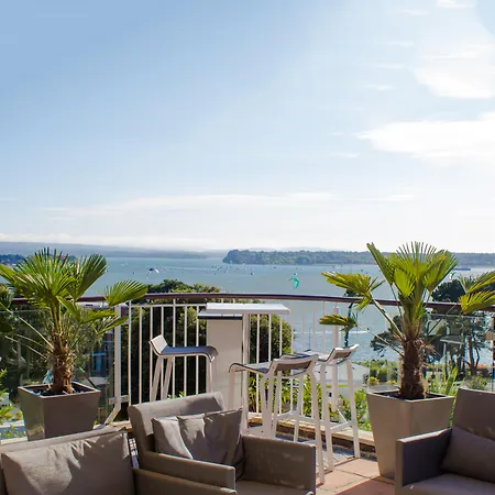 Harbour Heights Hotel-2