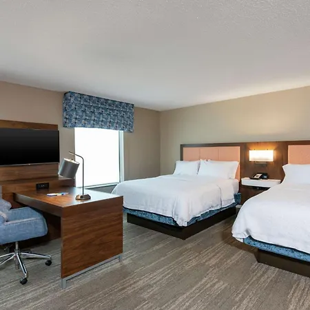 Hampton Inn & Suites Marshalltown-3