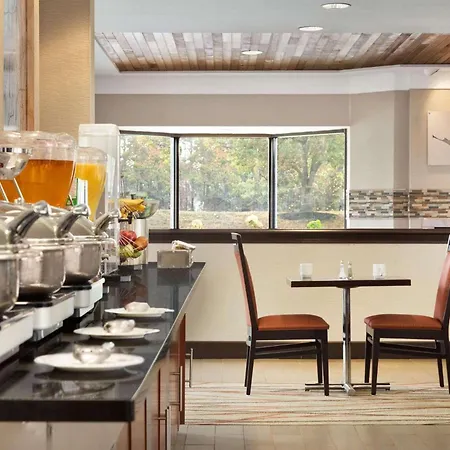 Radisson Akron-Fairlawn Copley-3