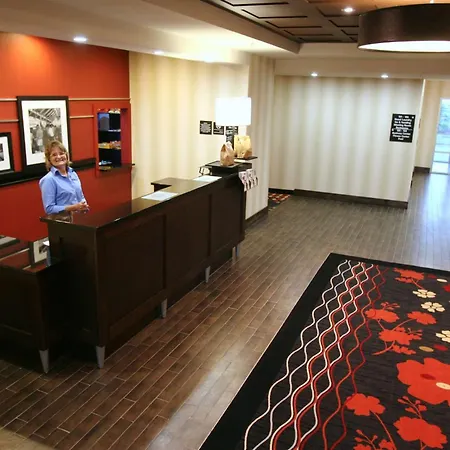 Hampton Inn & Suites Red Deer-2