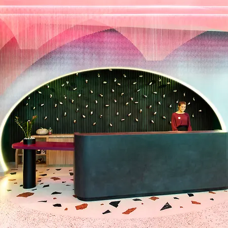 Ovolo Brisbane Fortitude Valley, A Wyndham Hotel-3