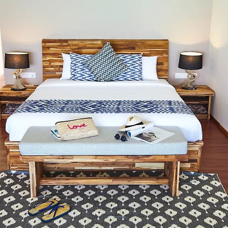 Kudafushi Resort & Spa-2