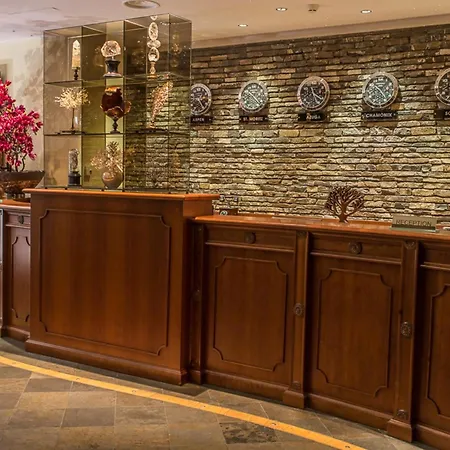 Lux Garden Hotel-2