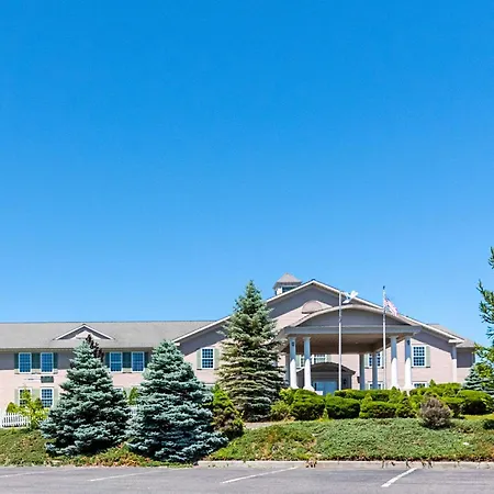 Quality Inn & Suites Schoharie Near Howe Caverns-2
