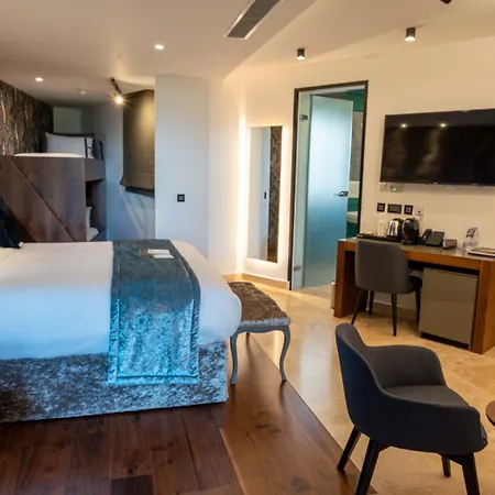 The Village Boutique And Spa-2