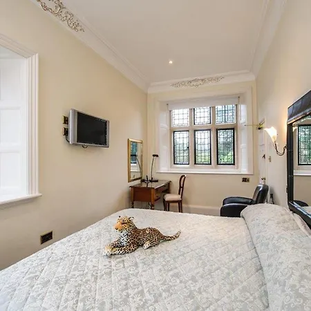 Dalston Hall-2