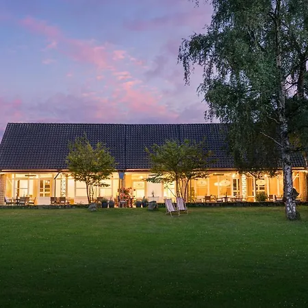 Flussbett Hotel-2