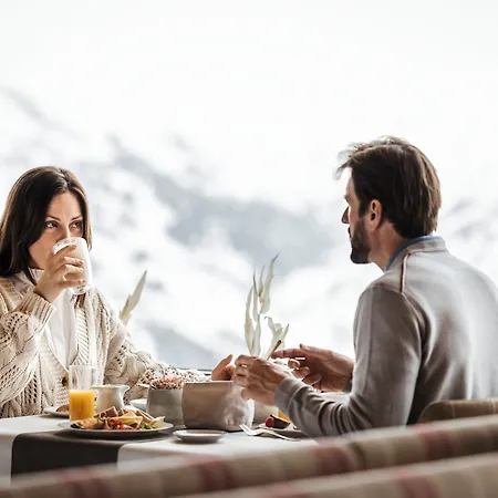 Ski - Golf - Wellness Hotel Riml -Adults Only-2