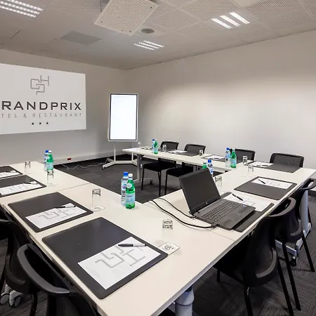 Grand Prix Hotel & Restaurant-2