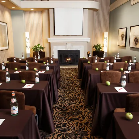 The Alexis Royal Sonesta Hotel Seattle-2