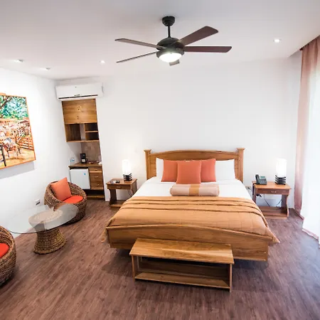 Hacienda Guachipelin Volcano Ranch Hotel & Hot Springs-2