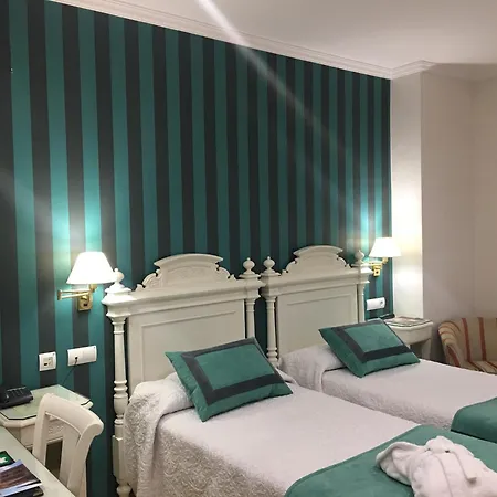 Adriano Boutique Sevilla-3