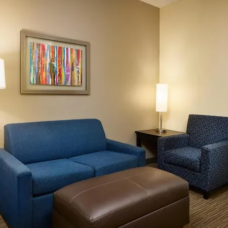 Holiday Inn Express & Suites Alpharetta By Ihg-2