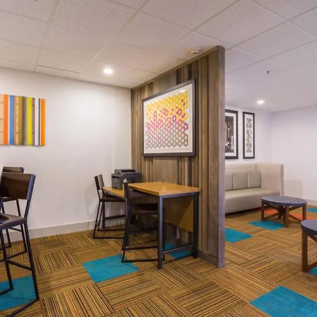 Holiday Inn Express And Suites - Petersburg - Fort Lee By Ihg-3
