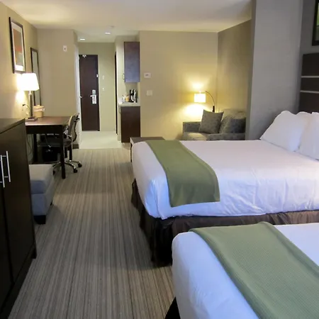 Holiday Inn Express Golden-Kicking Horse By Ihg-3