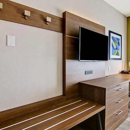 Holiday Inn Express Hotel & Suites Toronto - Markham By Ihg-3