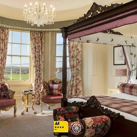 The Tudor House Hotel, Tewkesbury, Gloucestershire - The Coaching Inn Group-2