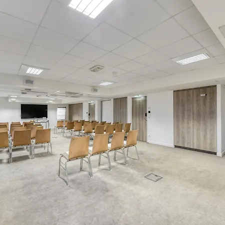 Best Western Plus Paris Velizy-3