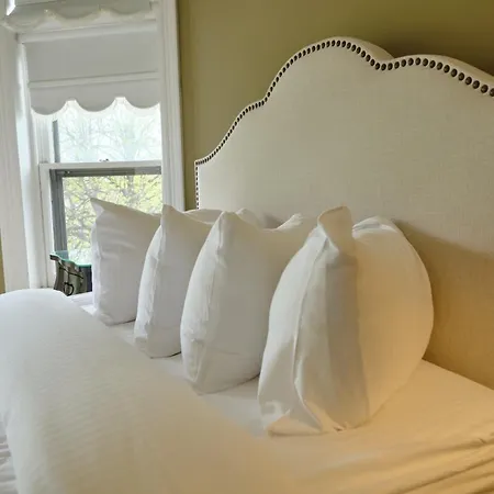 The Inn On Ferry Street-2