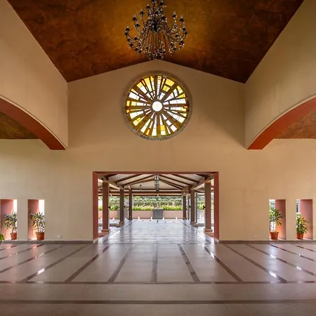 Kenilworth Resort & Spa, Goa-3