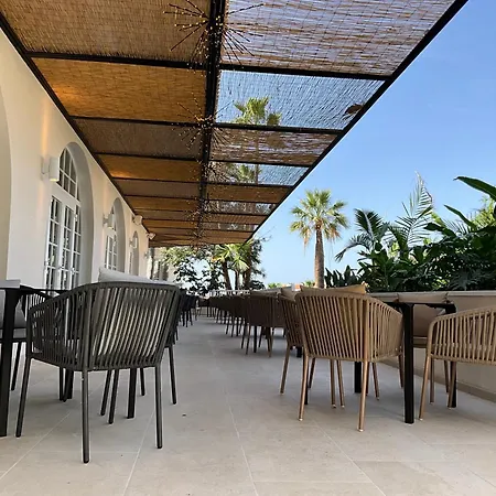 Hotel Estefania Boutique Suites-3