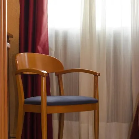 Hotel Rausan-3