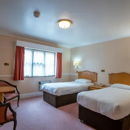 Beaufort Park Hotel-3