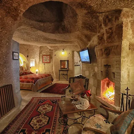 Traveller'S Cave Hotel-2