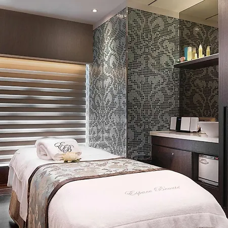 Humble House Taipei, Curio Collection By Hilton-2