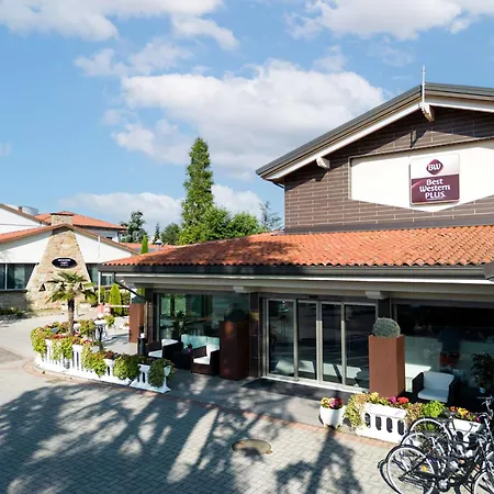 Best Western Plus Hotel Modena Resort-3