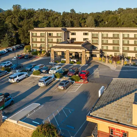 Yosemite Southgate Hotel & Suites-3