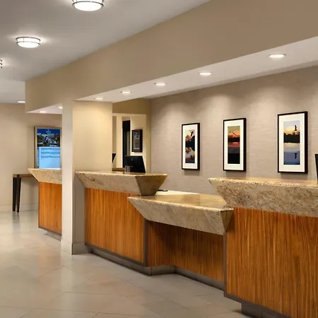 Hilton Stockton-2