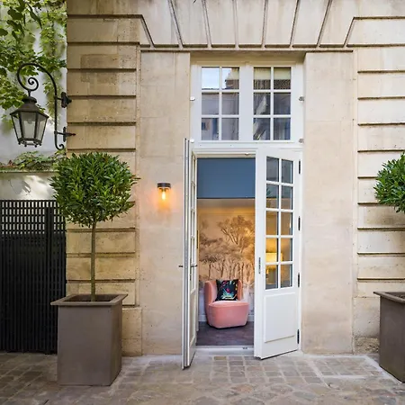 Le Pavillon De La Reine & Spa, Place Des Vosges-3
