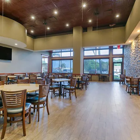 Best Western Plus Westbank-3