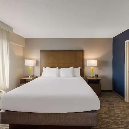 Comfort Inn & Suites Tipp City Dayton North I-75-2
