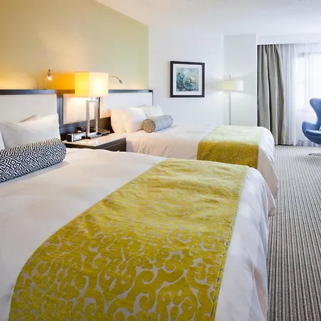 The Hollis Halifax - A Doubletree Suites By Hilton-2