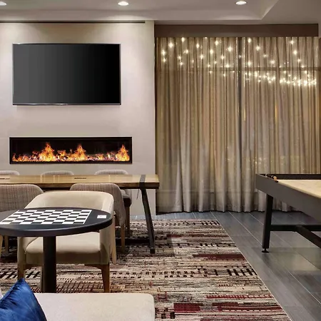 Doubletree By Hilton Chicago Midway Airport, Il-2