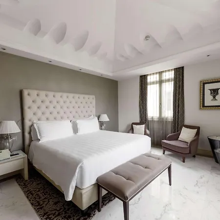 Aleph Rome Hotel, Curio Collection By Hilton-2