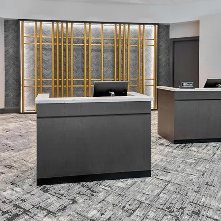 Hilton Charlotte Airport Hotel-2