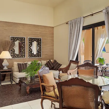 Royal Garden Villas, Luxury Hotel-2