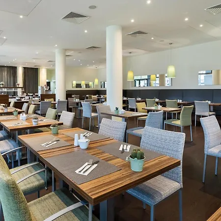 Austria Trend Hotel Doppio Wien-3