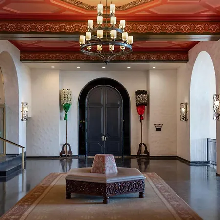 The Royal Hawaiian, A Luxury Collection Resort, Waikiki-2