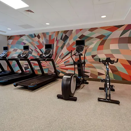 Hilton Garden Inn Fort Myers-3