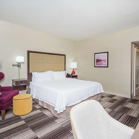 Hampton Inn By Hilton Oxford, Me-3