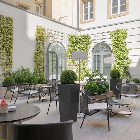 Hotel Le Place D'Armes - Relais & Chateaux-2