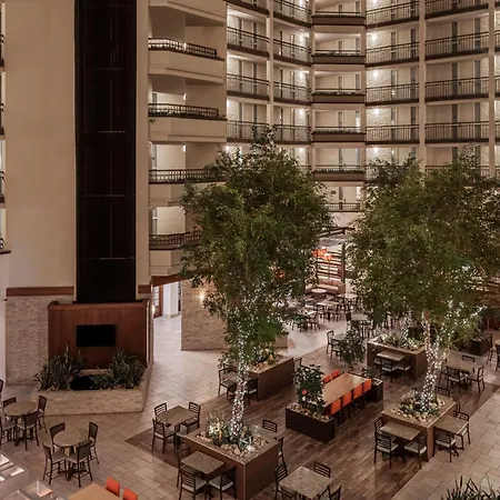 Embassy Suites By Hilton Nashville Airport-3