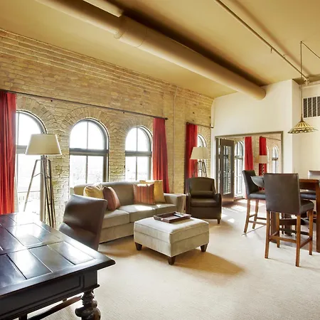 Brewhouse Inn And Suites-3